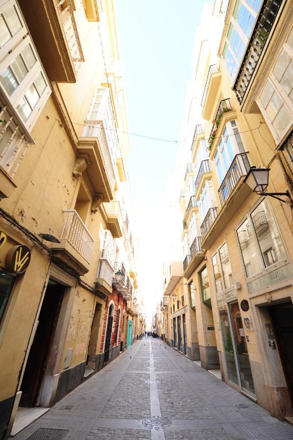 La Casa De Carmen Centro Historico Free Parking Aire Centralizado Cádiz Eksteriør billede